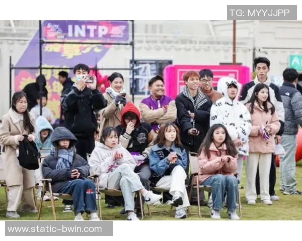 泉州五中足球队奋勇拼搏展现青春风采助力校园体育文化发展