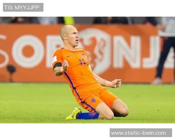 豪门足球风云中的罗本传奇与荣耀之路解析